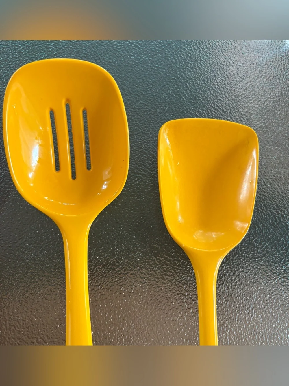 N/A vintage melamine